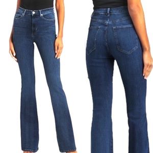 B.R. High Waist Full Flare Blue Jeans Sz 32 EUC